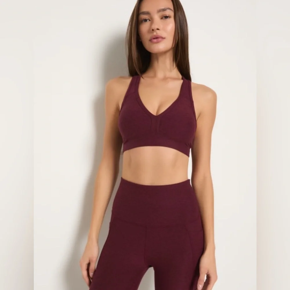 Stylish Burgundy Sports Set for Women - Picture 1 of 3